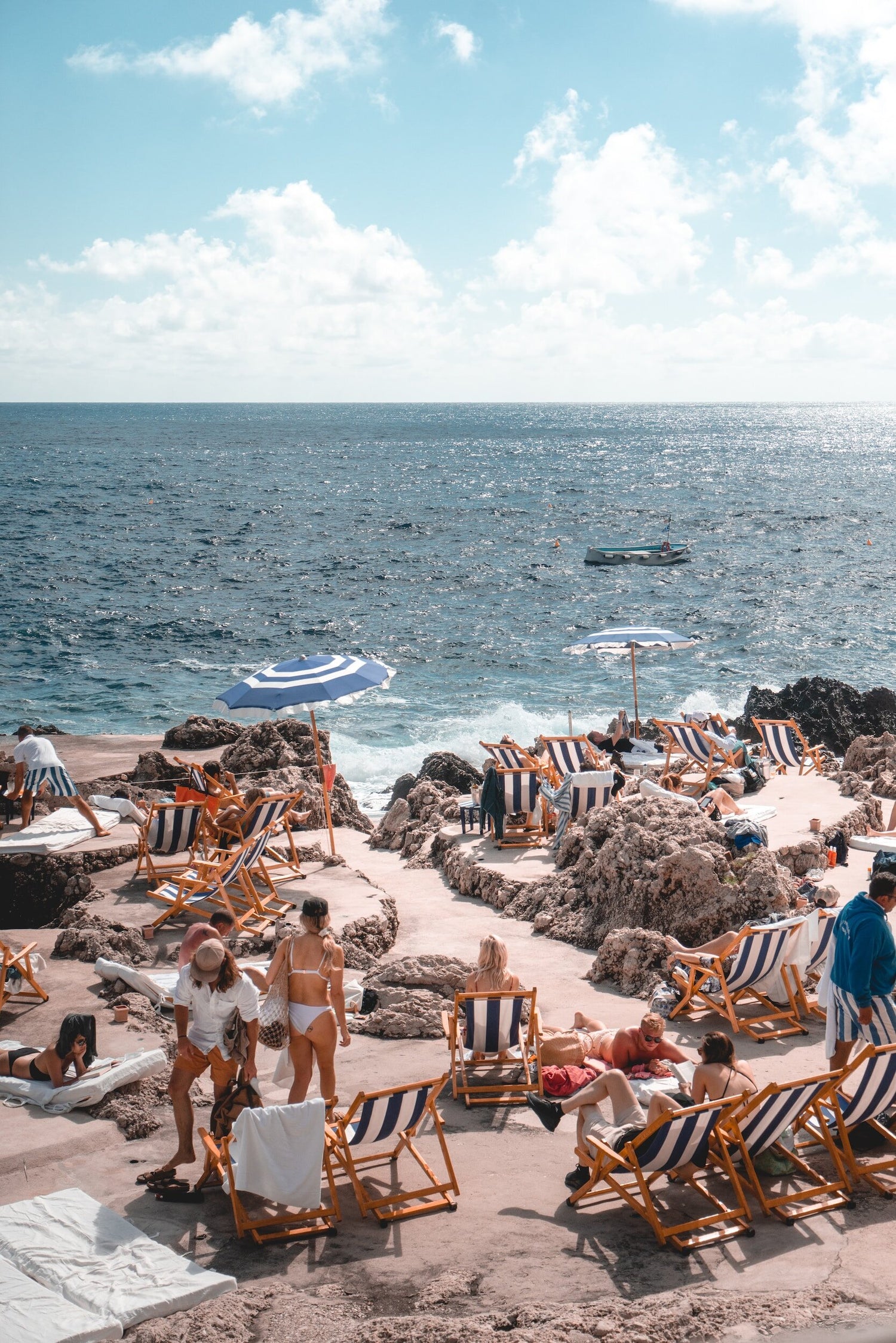 NATURAL SUNSCREEN: THE SUN-LOVER’S SECRET TO STEPPING INTO THE SUN SAFELY
